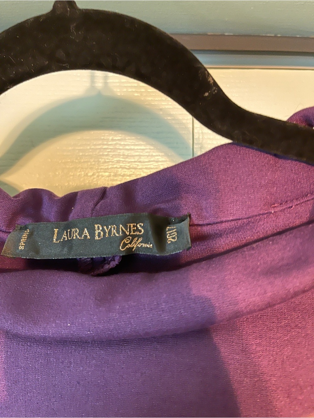 Pinup Girl Clothing x Laura Byrnes “Jane”Cropped Top in Purple - Picture 4 of 5